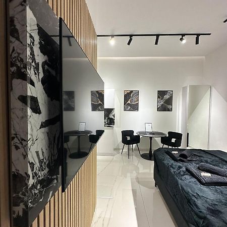 V21 Luxury Apartments ブダペスト エクステリア 写真