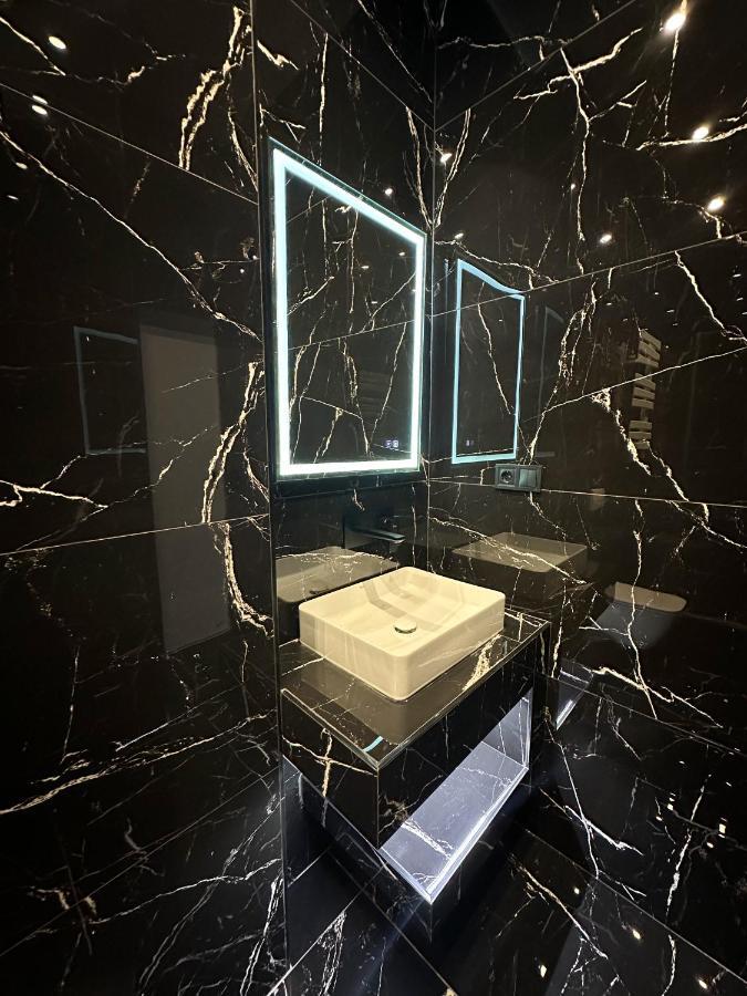 V21 Luxury Apartments ブダペスト エクステリア 写真